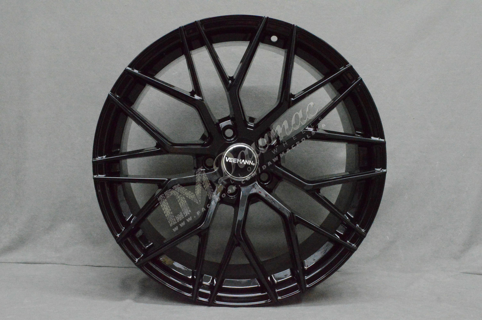Veemann VC520 20" 9J ET35 + 10J ET45 5x112 Gloss Black - obrazek 2