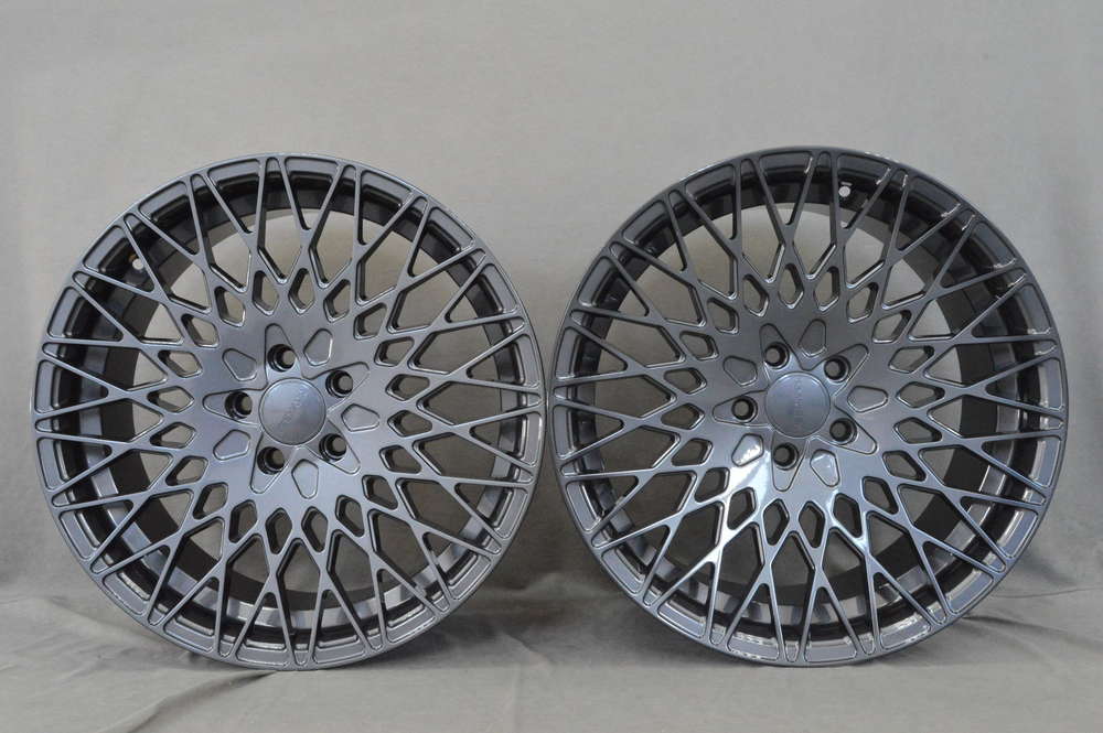 Veemann VC540 18" 8J ET42 + 9J ET48 5x112 Gloss Graphite