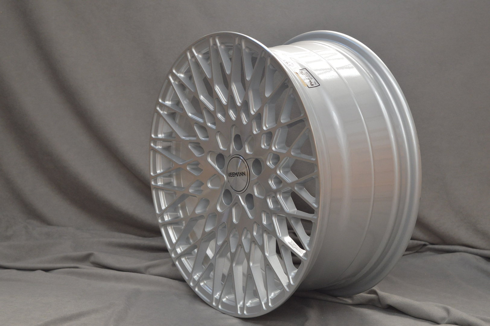 Veemann VC540 18" 8J ET42 + 9J ET48  5x112 Silver Machined - obrazek 3