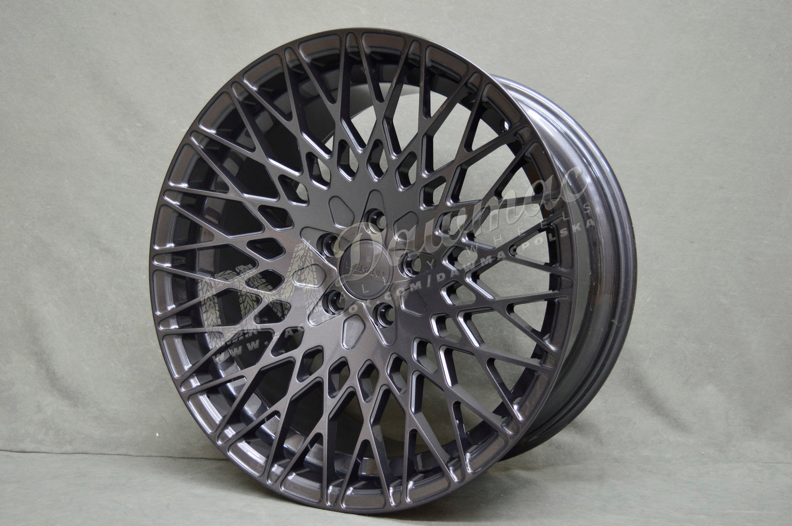 Veemann VC540 20" 9J ET35 + 10J ET42 5x120 Gloss Graphite - obrazek 4