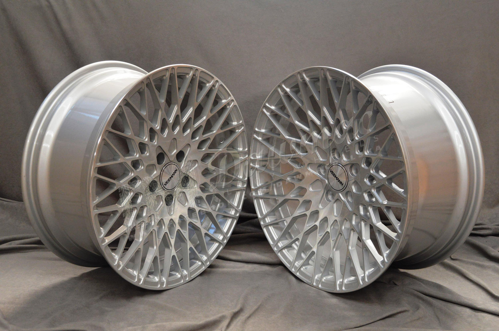 Veemann VC540 20" 9J ET35 + 10J ET42 5x120 Silver Machined - obrazek 3
