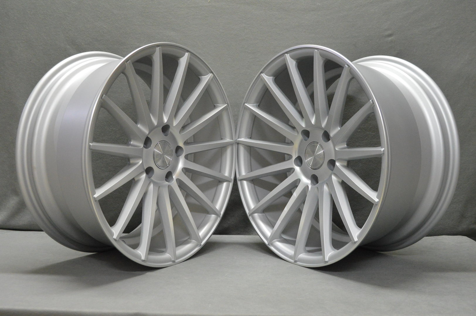 Veemann VC7 19'' 8,5J ET45 + 9,5J ET45 5x112 Silver Machined - obrazek 3