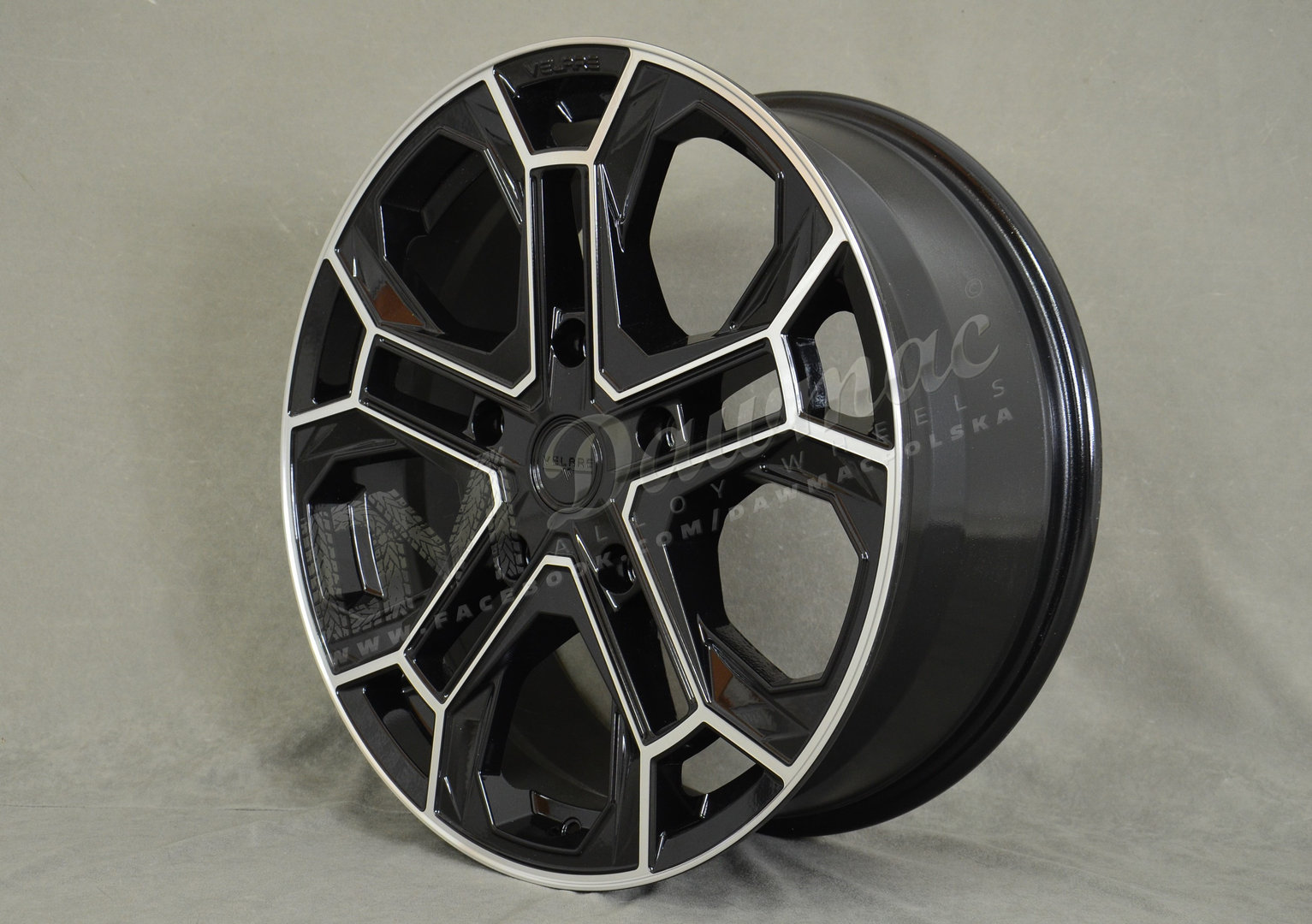 Velare VLR-ST 18" 8J ET38 5x120 Diamond Black Machined Face - obrazek 4