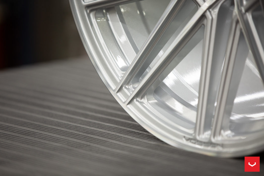 Vossen CV10 19" 8,5J ET30 + 9,5J ET40 5x120 Silver Polished - obrazek 10