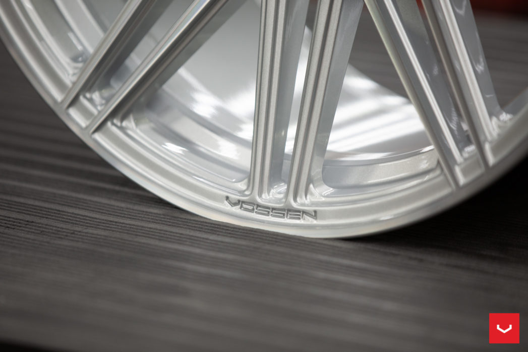 Vossen CV10 20" 9J ET35 + 10,5J ET42 5x120 Silver Polished - obrazek 11