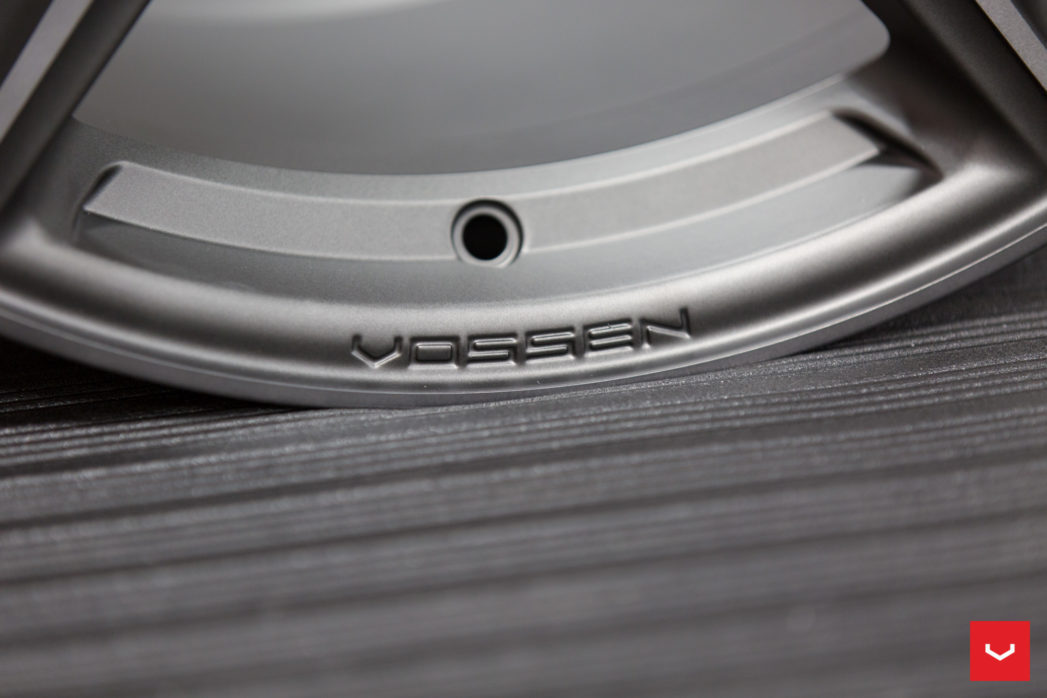 Vossen HF-1 20" 9,5J ET25 + 10,5J ET45 5x114,3 Tinted Matte Gunmetal - obrazek 11