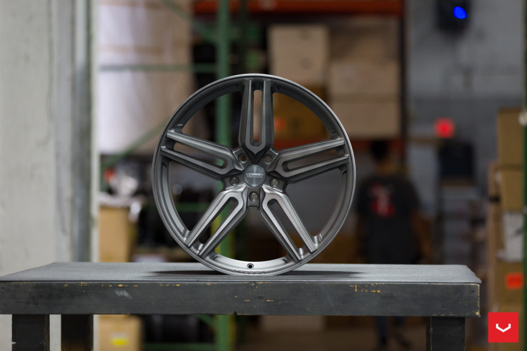 Vossen HF-1 20" 9,5J ET40 + 10,5J ET30 5x112 Tinted Matte Gunmetal - obrazek 6
