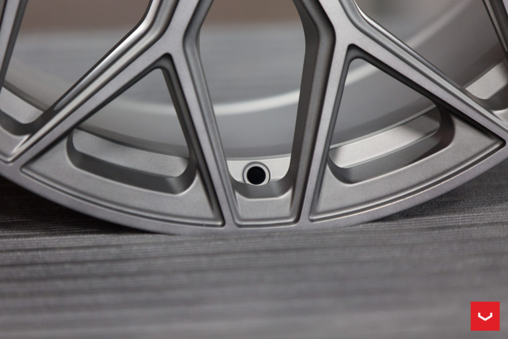 Vossen HF-2 20" 9J ET25/ET32 + 10J ET50 5x112 Tinted Matte Gunmetal - obrazek 12