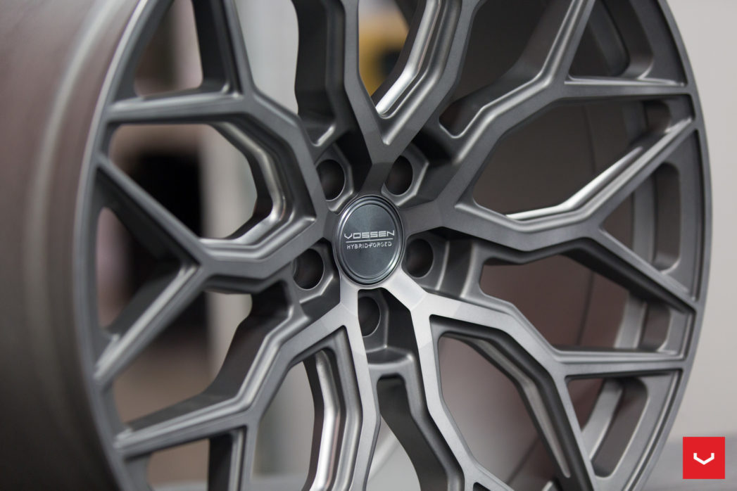 Vossen HF-2 20" 9J ET32/ET38 + 10J ET45 5x114,3 Tinted Matte Gunmetal - obrazek 9