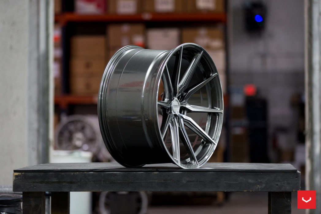 Vossen HF-3 20" 9J ET25/ET32 + 10J ET50 5x112 Gloss Graphite Polished - obrazek 8