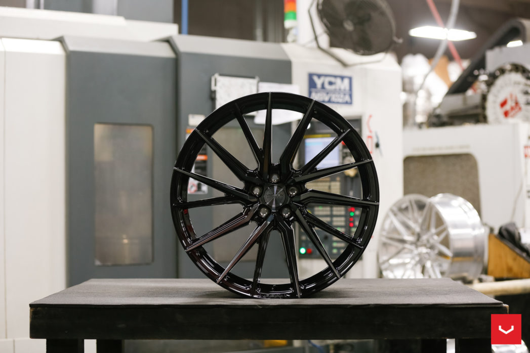 Vossen HF-4T 20" 8,5J ET40 + 10J ET50 5x112 Tinted Gloss Black - obrazek 7