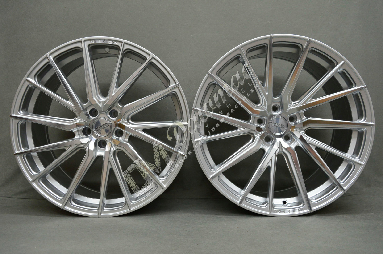 Vossen HF-4T 21" 9J ET32 + 10,5J ET30/ET42 5x112 Silver Polished - obrazek 2