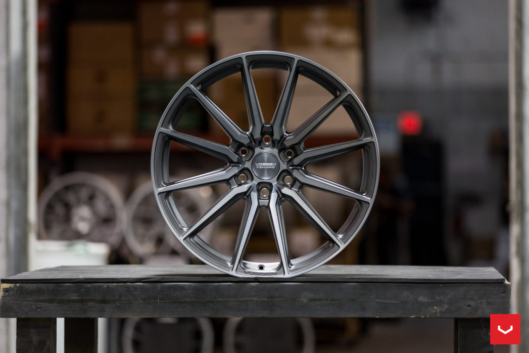 Vossen HF6-1 22" 9,5J ET20 6x135 Tinted Matte Gunmetal - obrazek 5