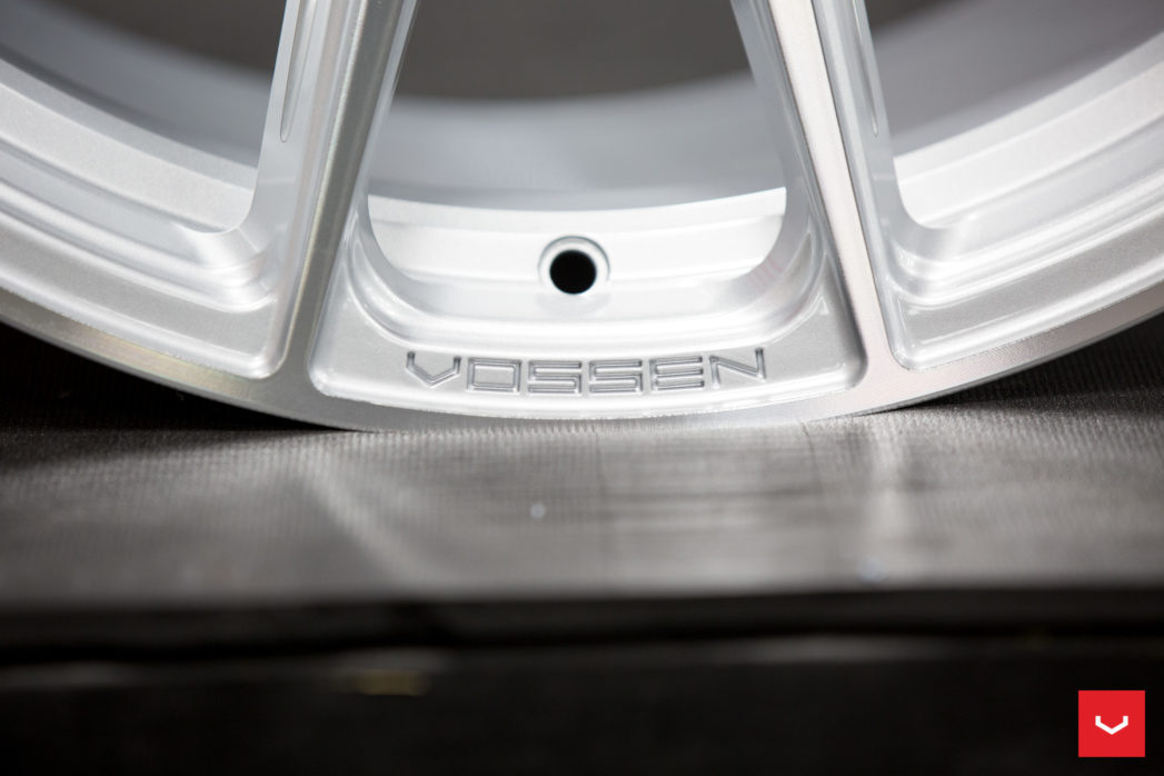 Vossen HF6-1 22" 9,5J ET20 6x139,7 Silver Polished - obrazek 12