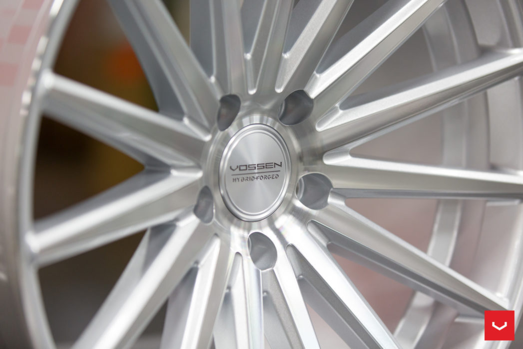 Vossen VFS-2 19" 8,5J ET30/ET45 + 10J ET36/ET50 5x112 Silver Polished - obrazek 10