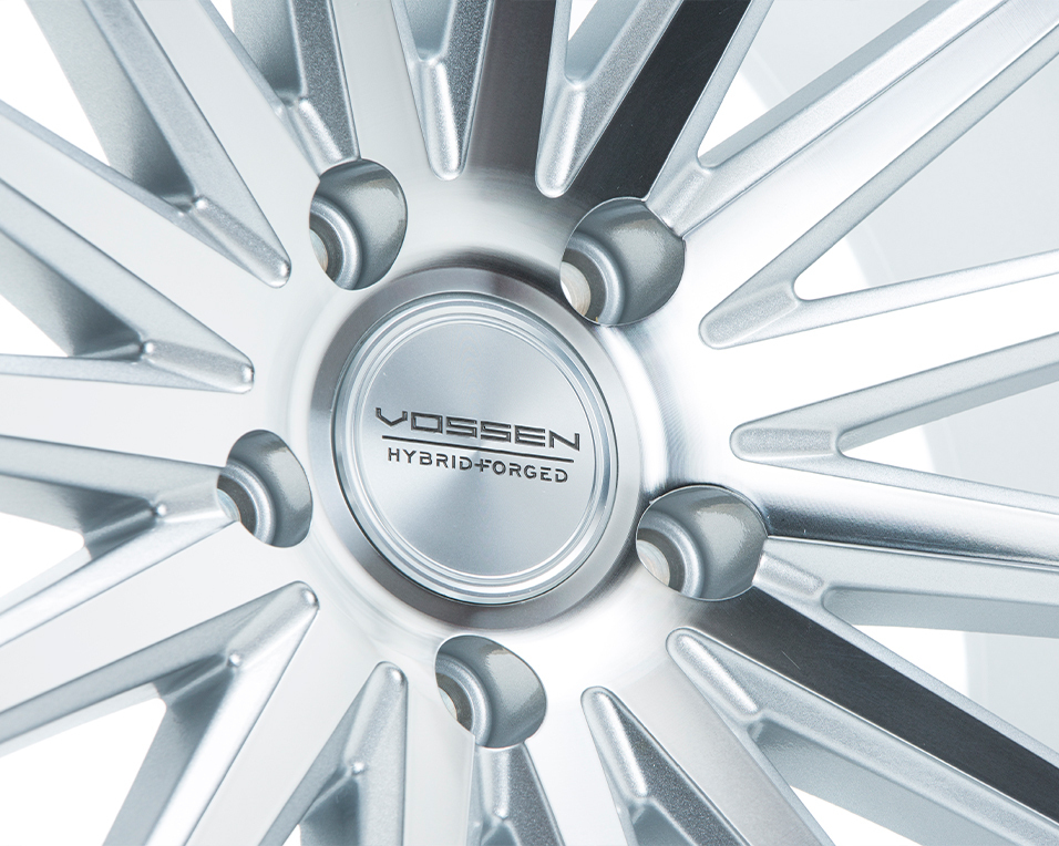 Vossen VFS-2 19" 8,5J ET30/ET45 + 10J ET36/ET50 5x112 Silver Polished - obrazek 4