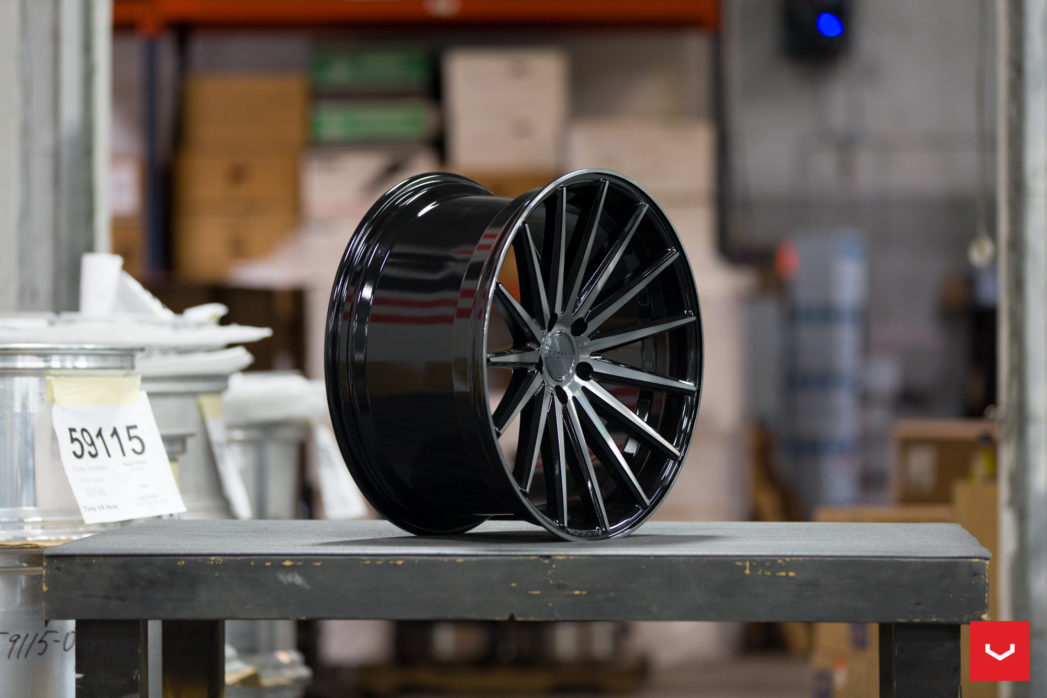 Vossen VFS-2 19" 8,5J ET30/ET45 + 9,5J ET40 5x112 Tinted Gloss Black - obrazek 8