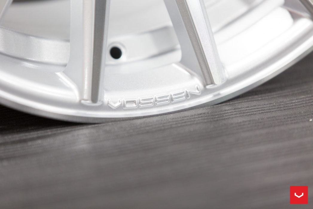 Vossen VFS-2 21" 9J ET32 + 10,5J ET30/ET42 5x112 Silver Polished - obrazek 12