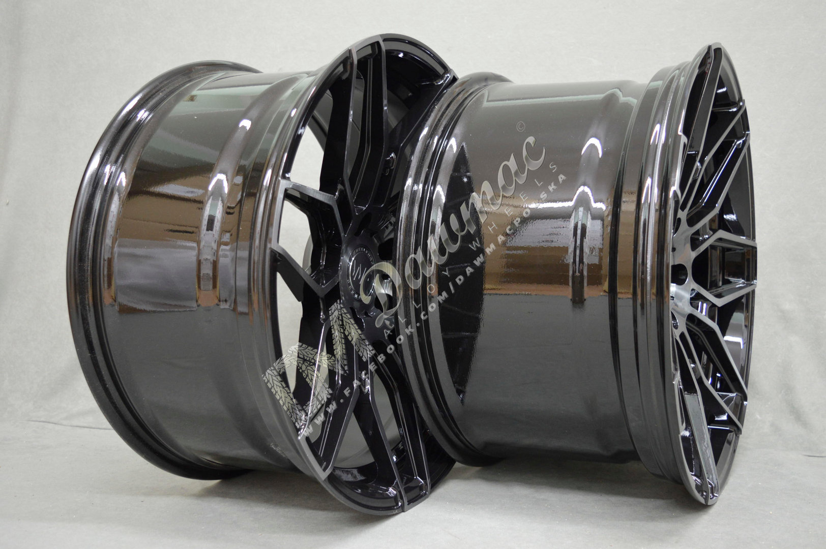 Wheelforce CF.2-FF 20" 9,5J ET22 5x120 Brushed Shadow - obrazek 4