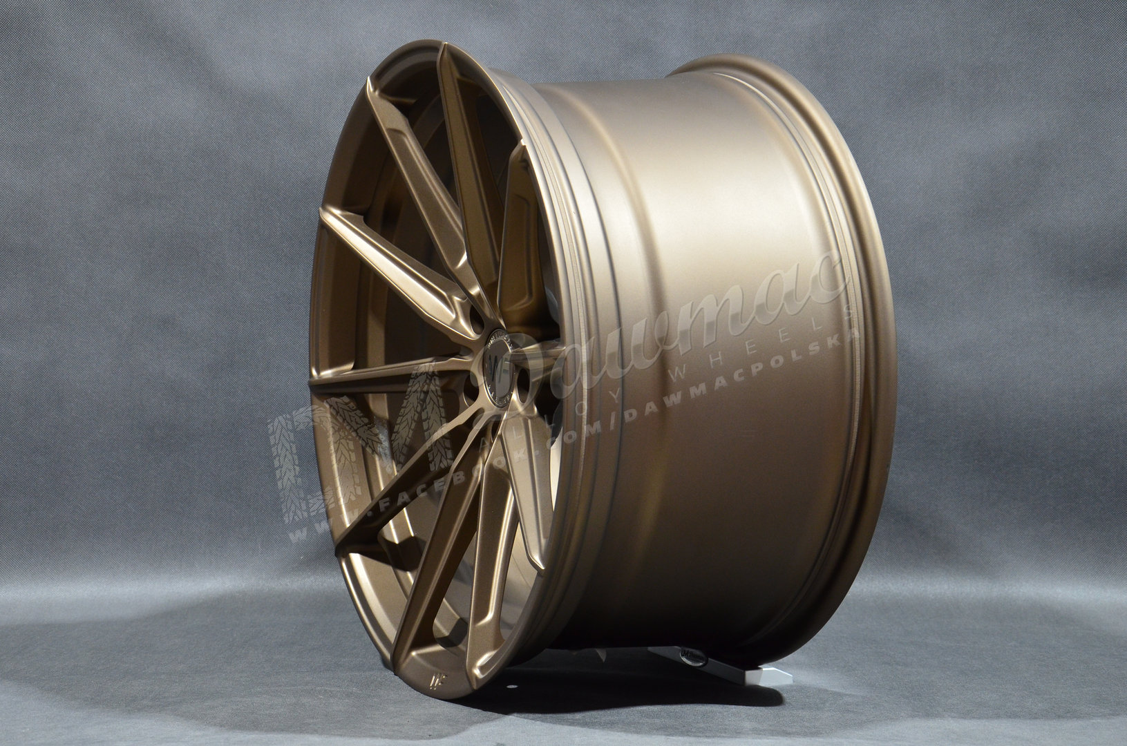 Wheelforce CF.3-FFR 20" 11J ET32 5x120 Satin Bronze - obrazek 3