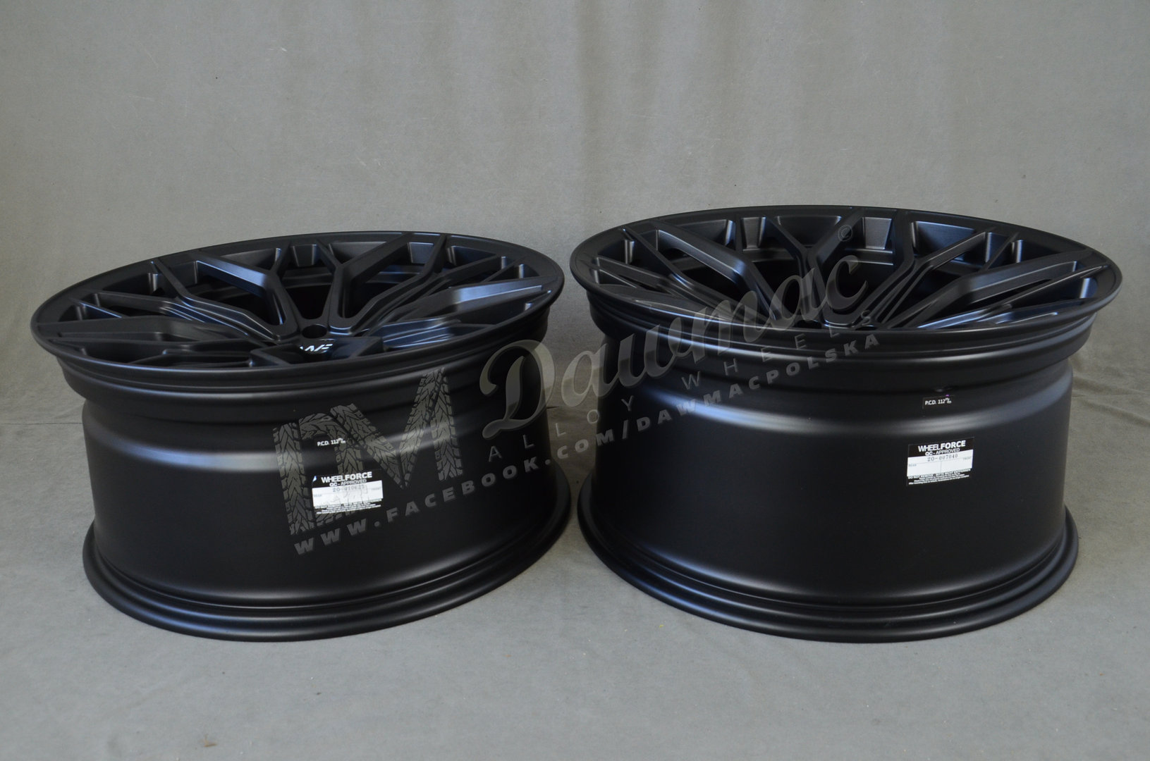 Wheelforce HE.1-FF 21" 10J ET22 + 11J ET20 5x112 Deep Black - obrazek 7