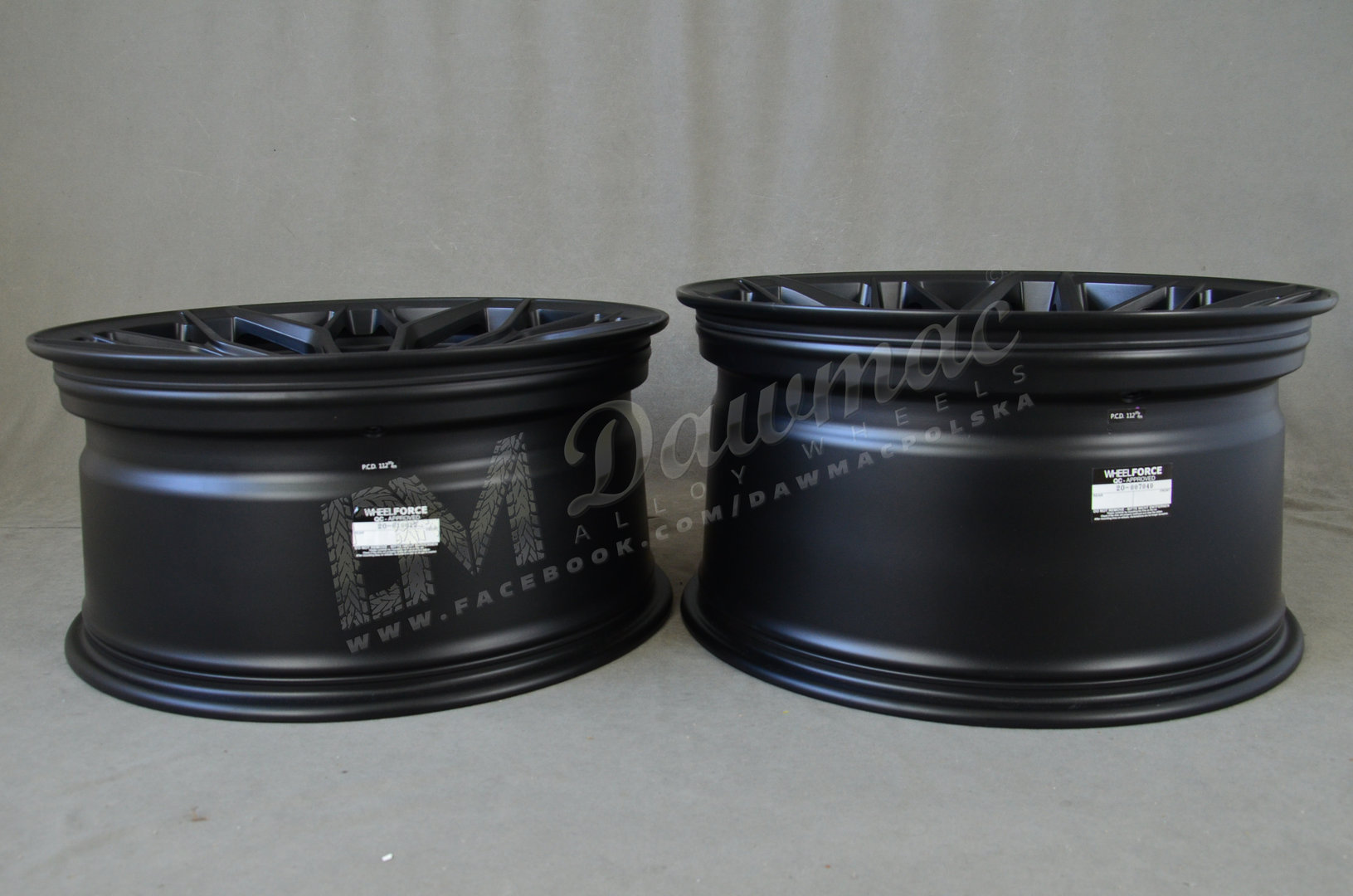 Wheelforce HE.1-FF 21" 10J ET22 + 11J ET25 5x112 Deep Black - obrazek 9