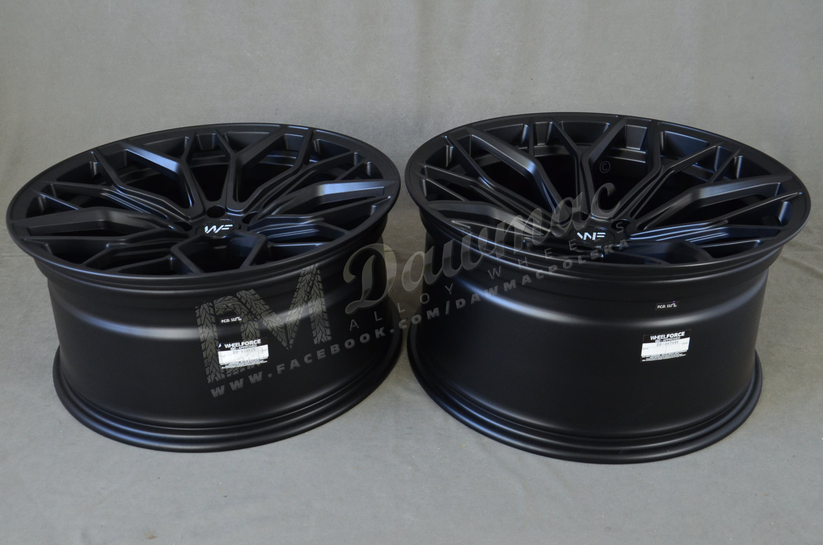 Wheelforce HE.1-FF 21" 9J ET25 + 10,5J ET30 5x112 Deep Black - obrazek 6