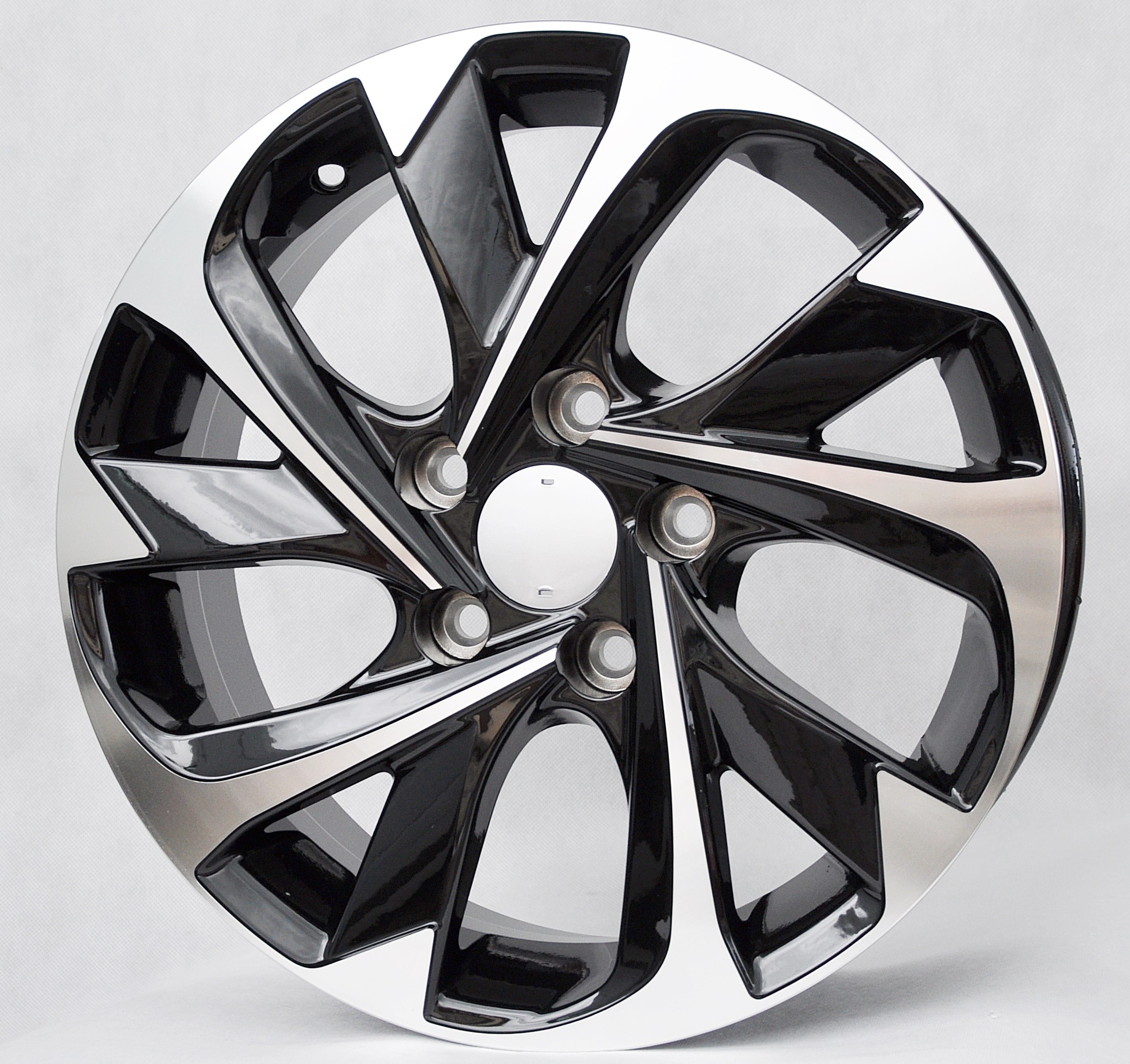 Model: XFE89 16" 6.5J ET40 5x114.3 MBPC - obrazek 3