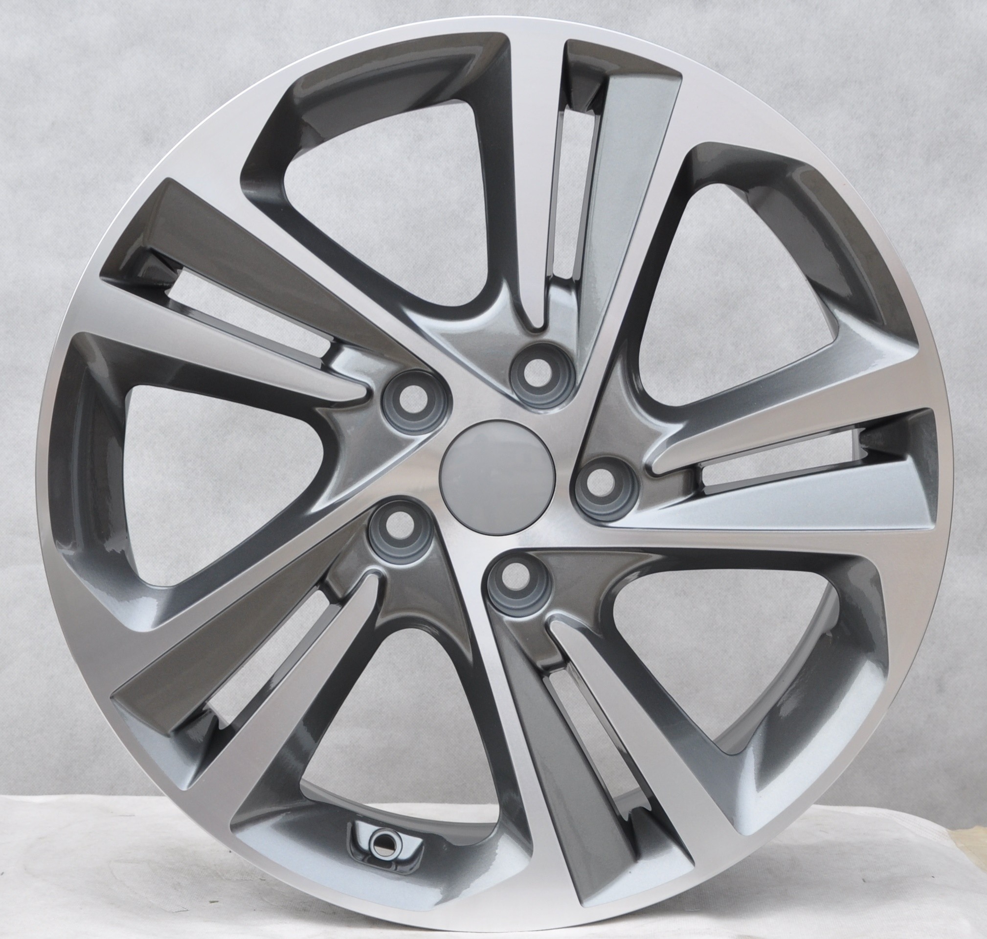 Model: 5210 16" 6.5J ET45 5x114.3 MG - obrazek 3