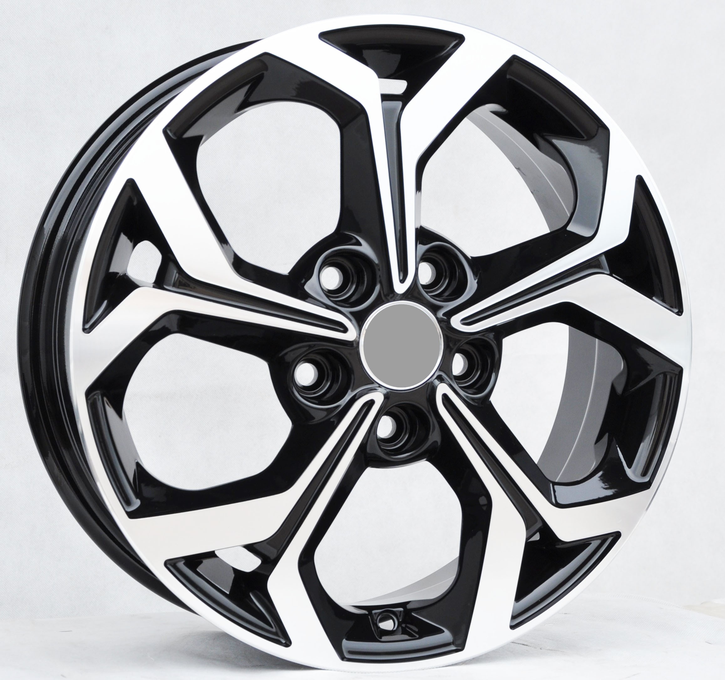 Model: 175 16" 6J ET46 5x114.3 MB - obrazek 3