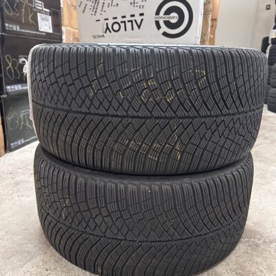 PIRELLI P-ZERO Winter 2 285/35/20