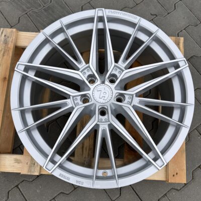 Seventy9 SSF-5  19" 8.5J ET45 5x112 Silver Front Polished
