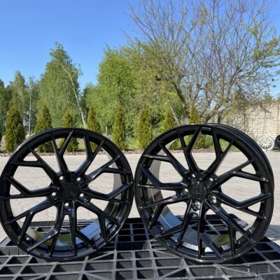 Haxer HX041 19" 8.5J ET33 + 9.5J ET40 5x120 Black