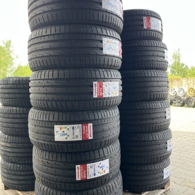 RoadX 235/40/18 95Y RXMOTION DU71 XL